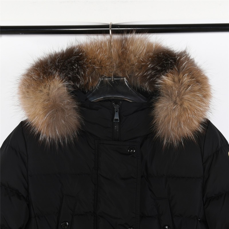 Пуховик Moncler