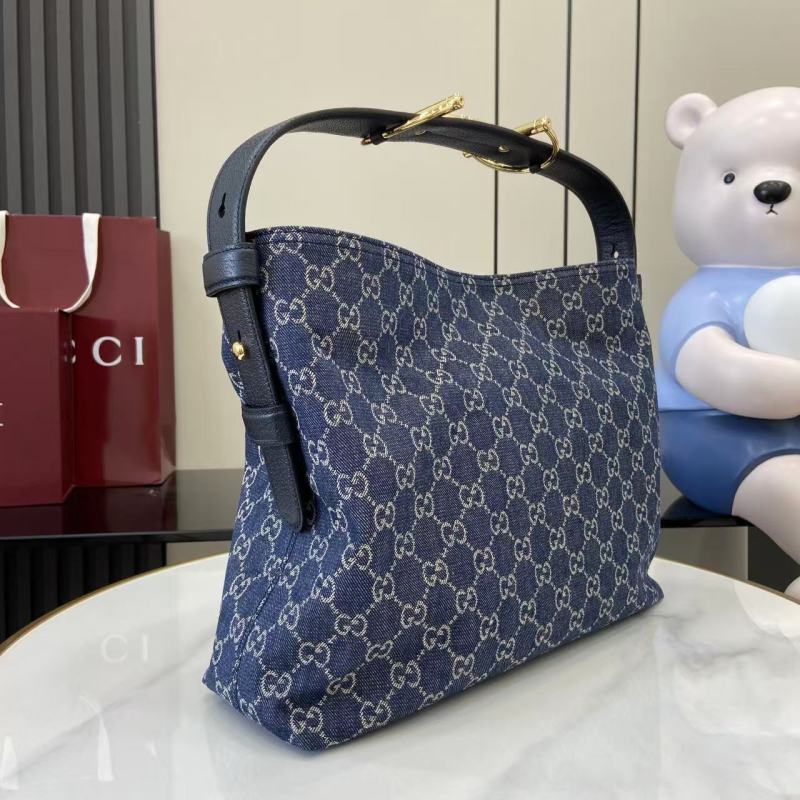 Сумка Gucci с принтом GG