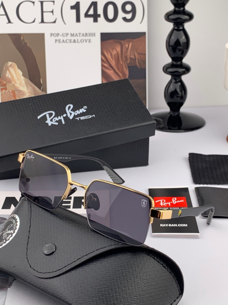 Солнцезащитные очки Ray-Ban классические с золотой оправой
