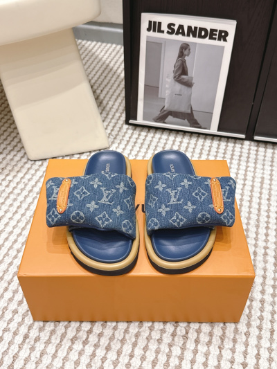 Слайды Louis Vuitton Denim