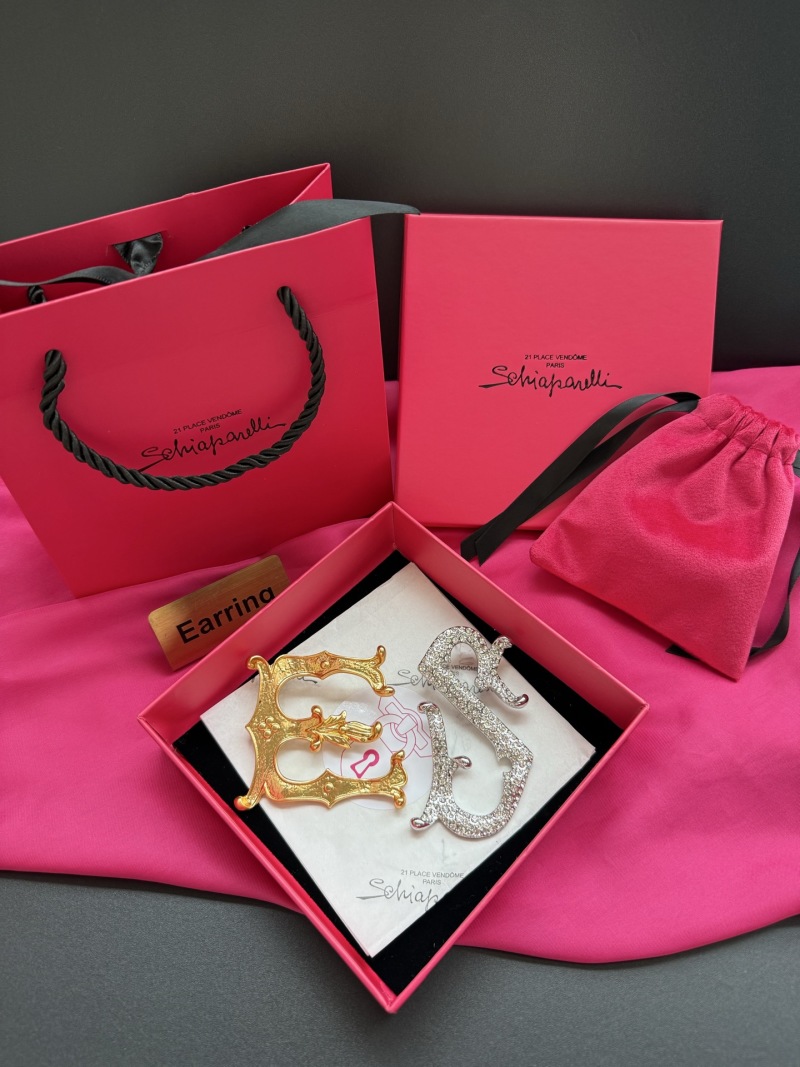 Серьги в виде букв E и S Schiaparelli