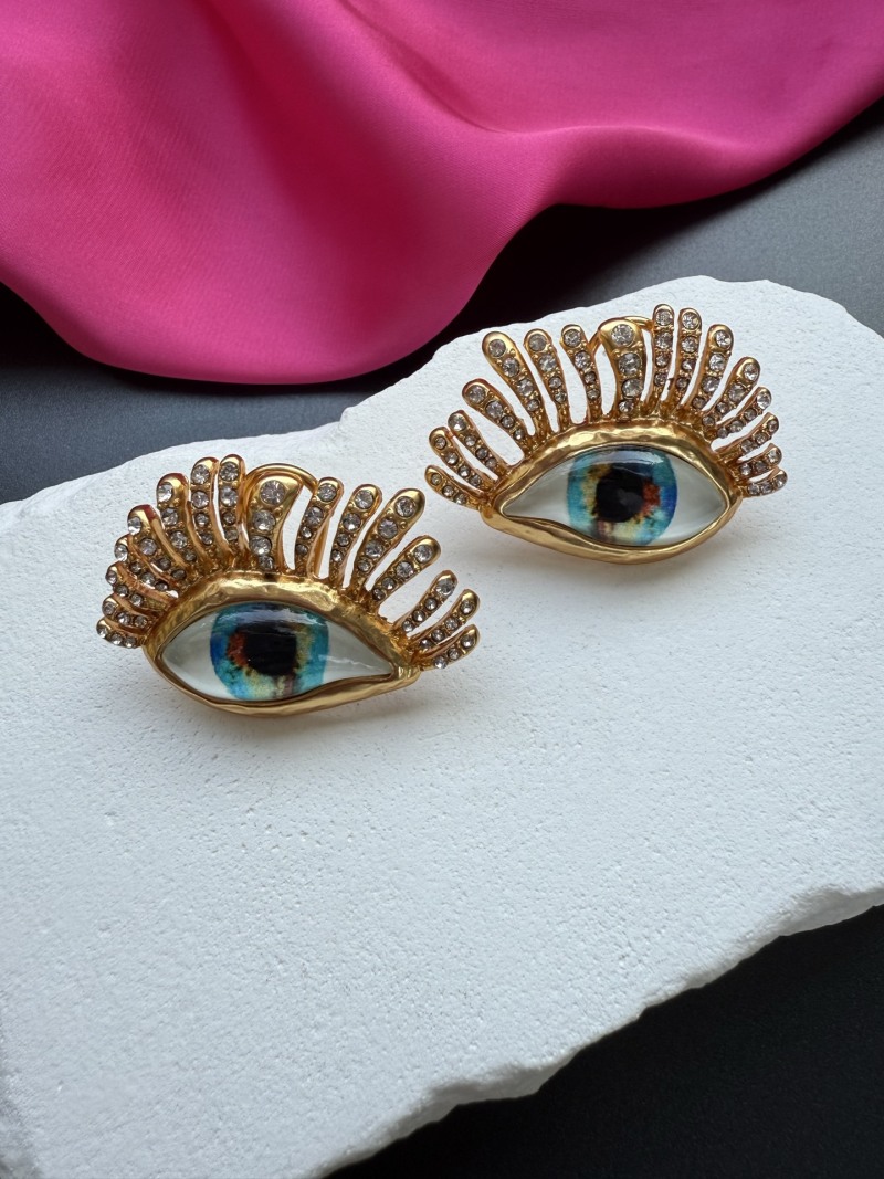Серьги в форме глаз Schiaparelli