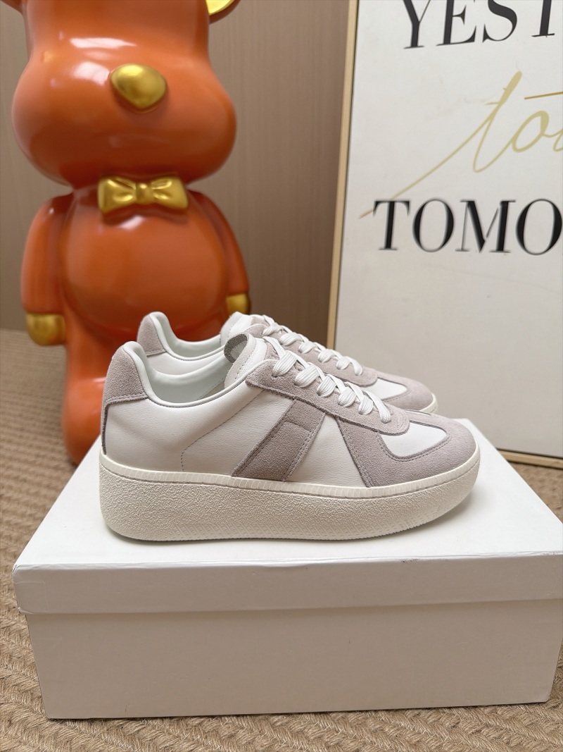 Женские кроссовки Maison Margiela MM6
