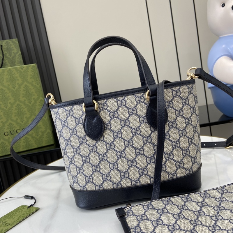 Сумка Gucci с клатчем