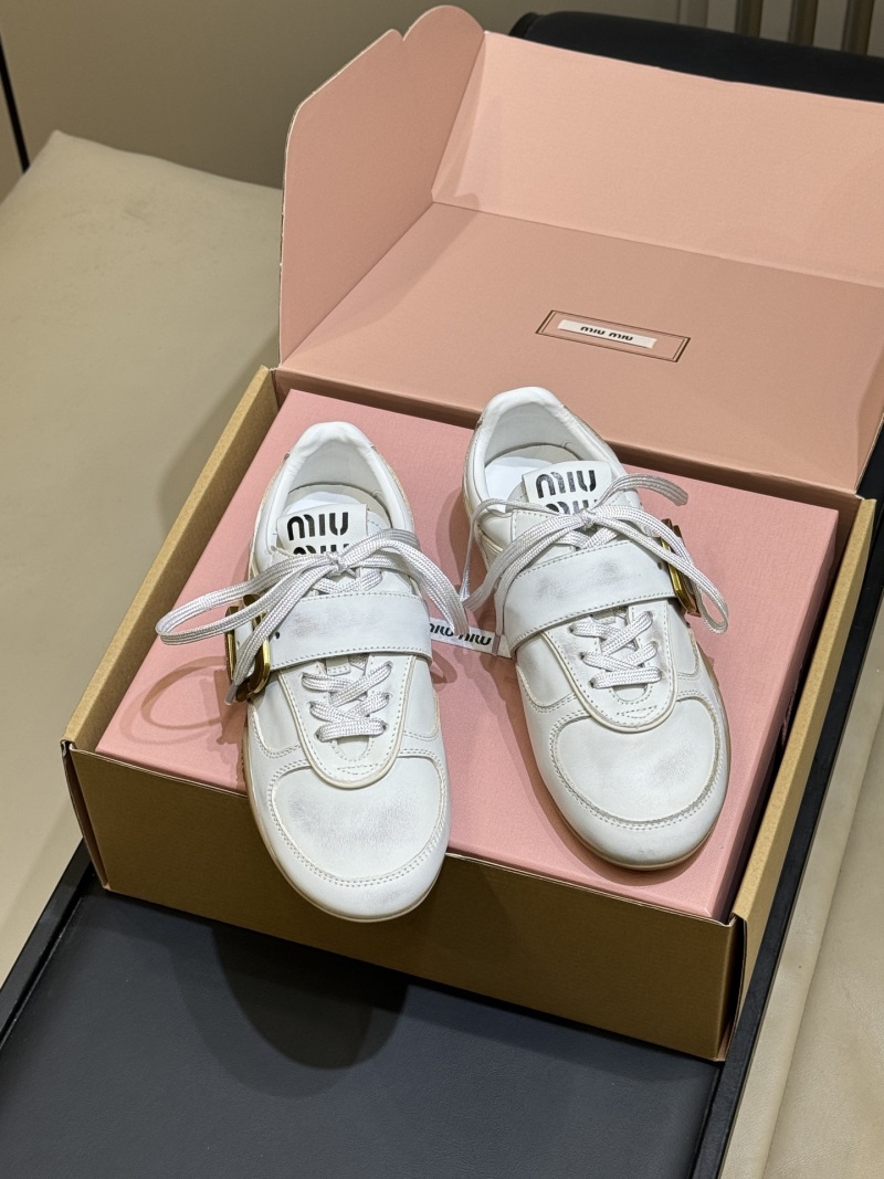 Мю Мью Кроссовки белые Miu Miu