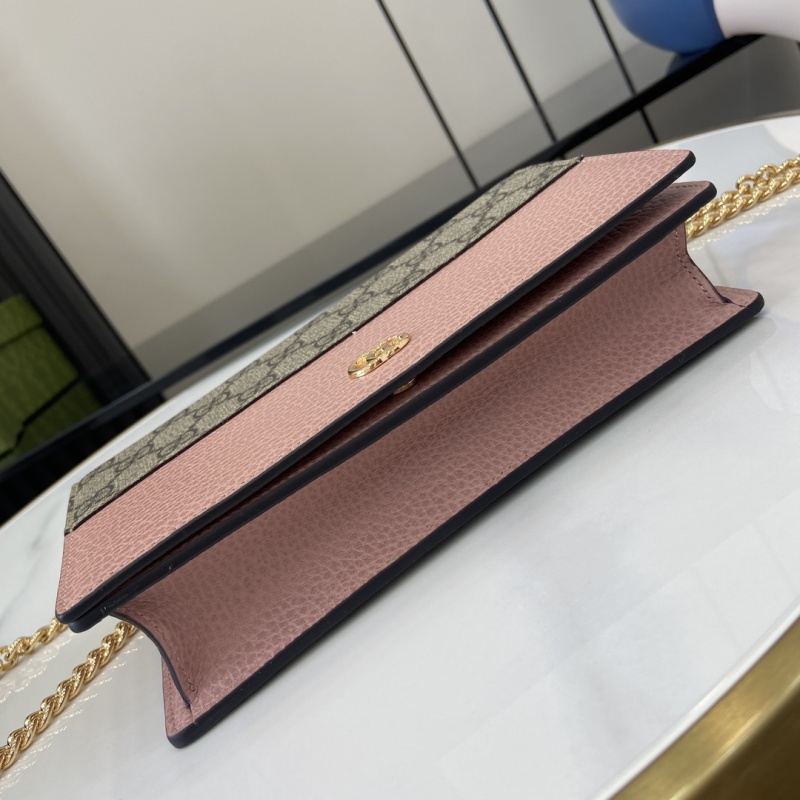 Сумка-клатч Gucci с цепочкой