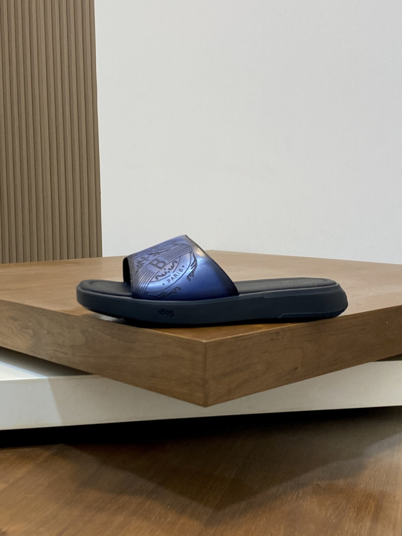 Мужские кожаные шлёпанцы Berluti с логотипом