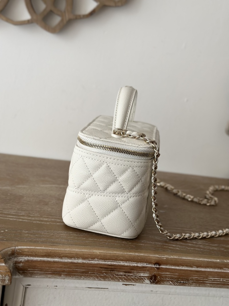 Белый косметичка с цепочкой Chanel