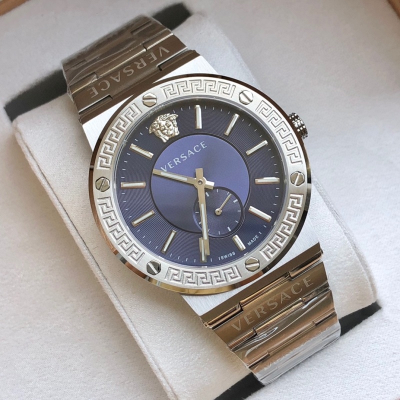 Часы Versace
