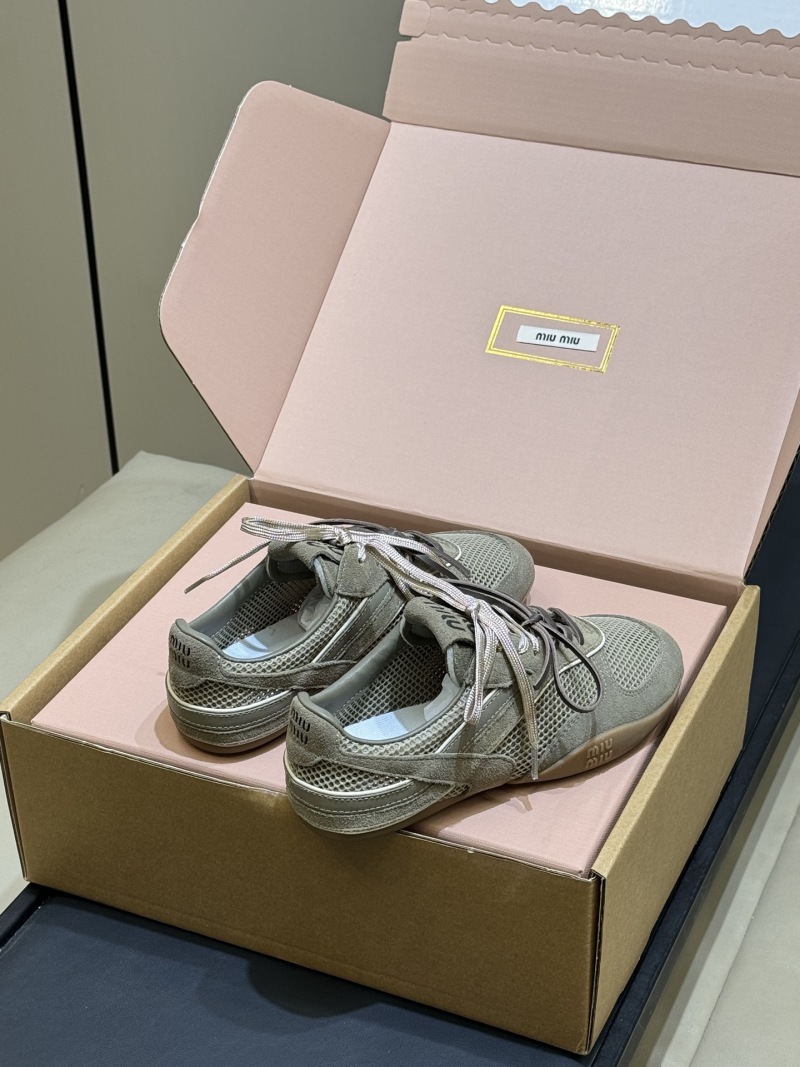 Женские кроссовки Miu Miu сетчатые с двойной шнуровкой