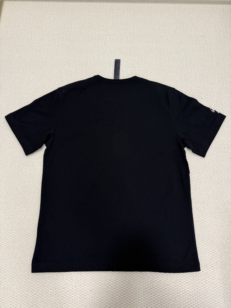 Футболка с карманом и вышивкой Chrome Hearts стиль