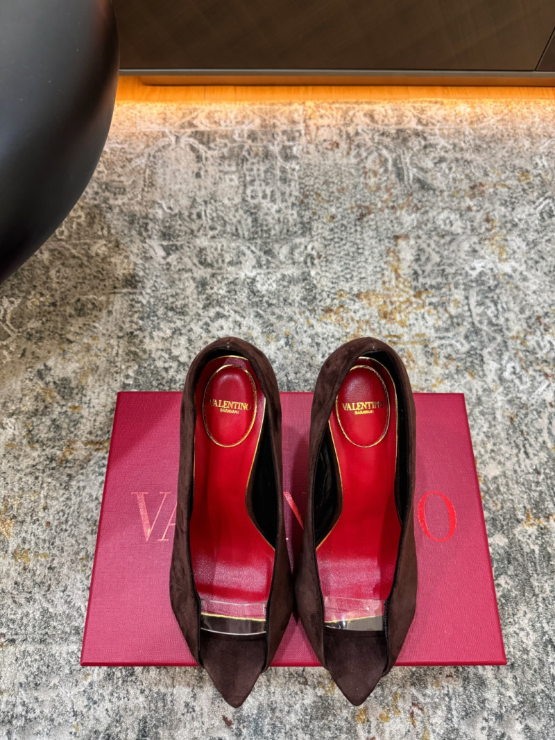 Туфли Valentino замшевые на каблуке Valentino Garavani