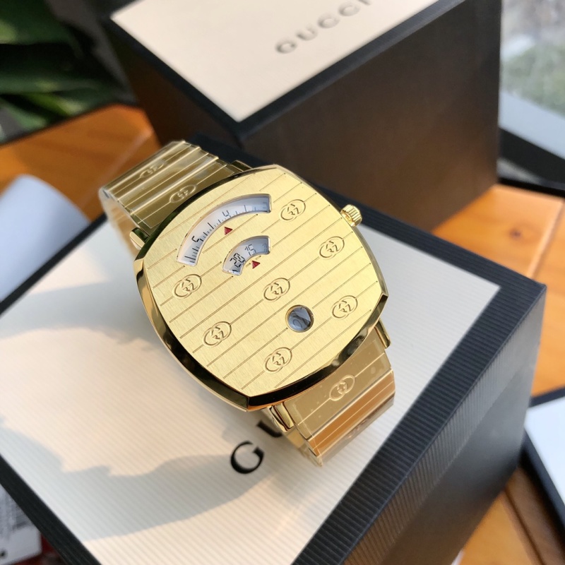 Часы Gucci