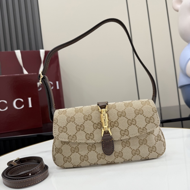 Сумка Gucci с монограммой и ремешком