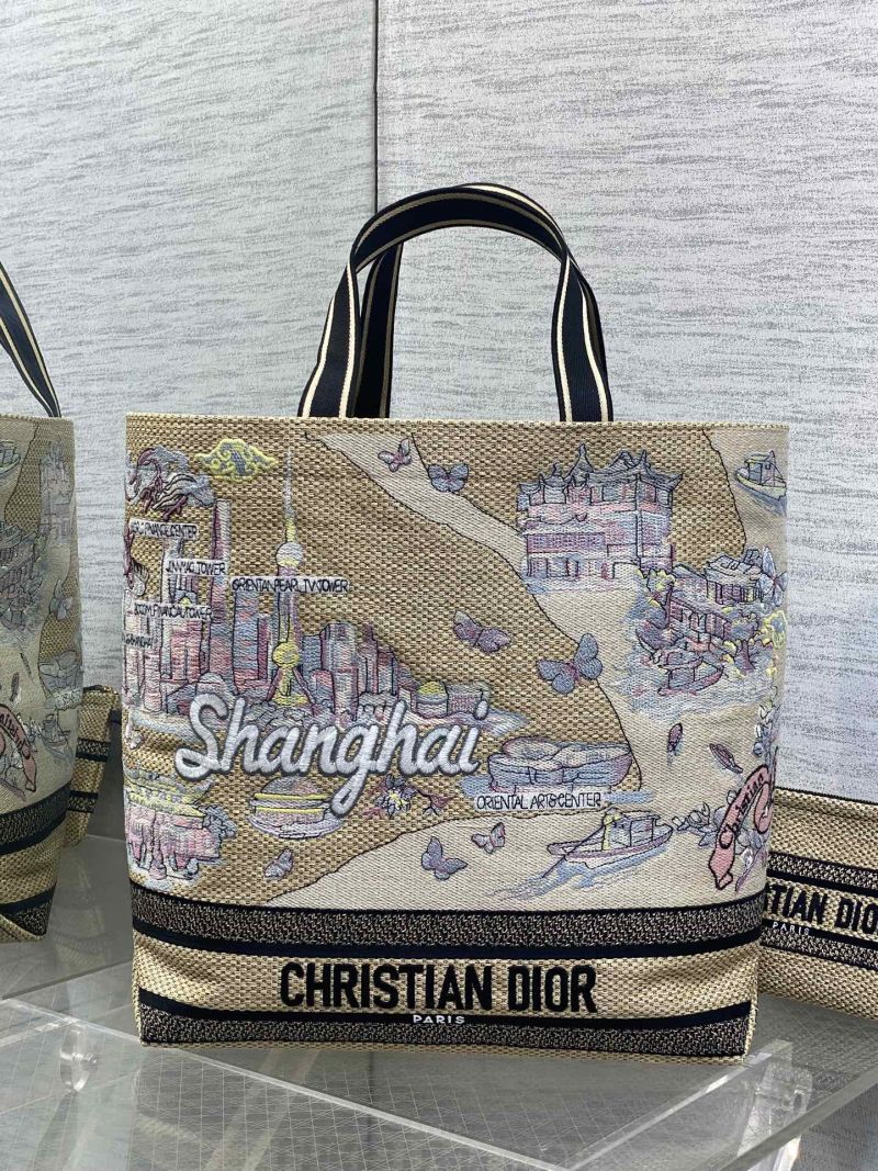 Сумка-шоппер Christian Dior с принтом Shanghai