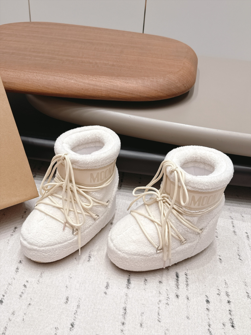 Женские угги Moon Boot