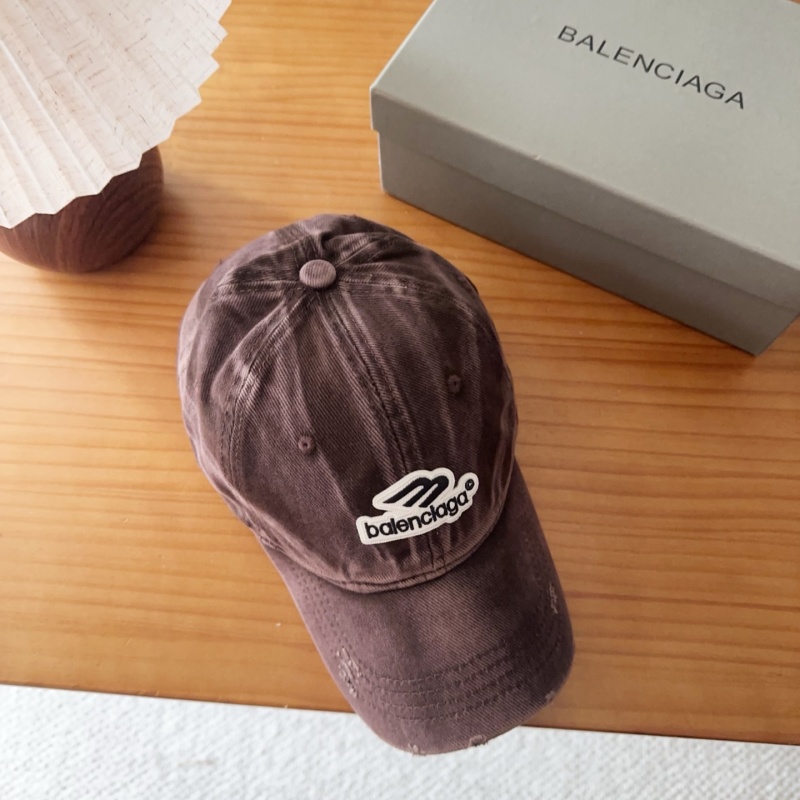 Кепка бейсбольная с эффектом потертости и логотипом Balenciaga