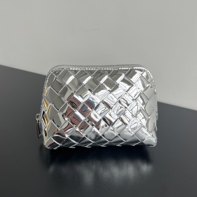 Косметичка Louis Vuitton Intrecciato