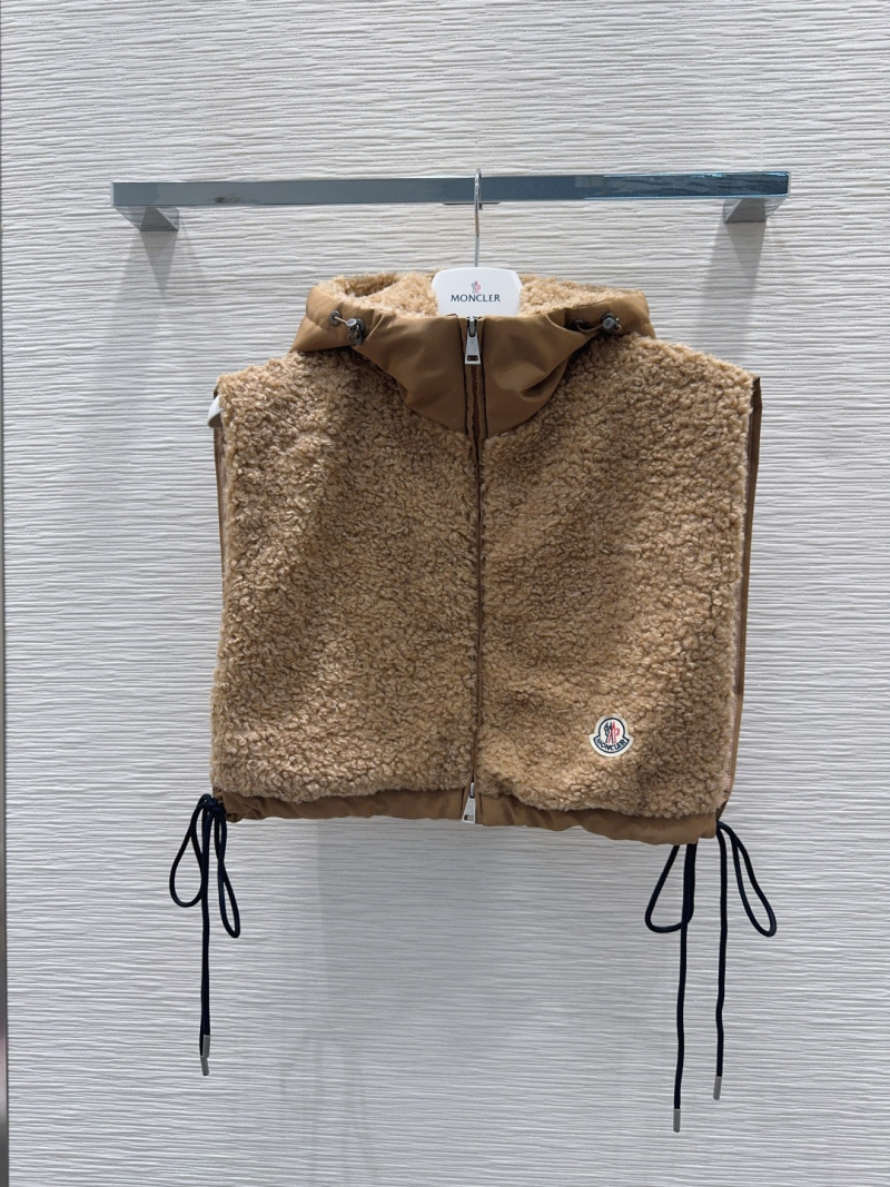 Жилет Moncler