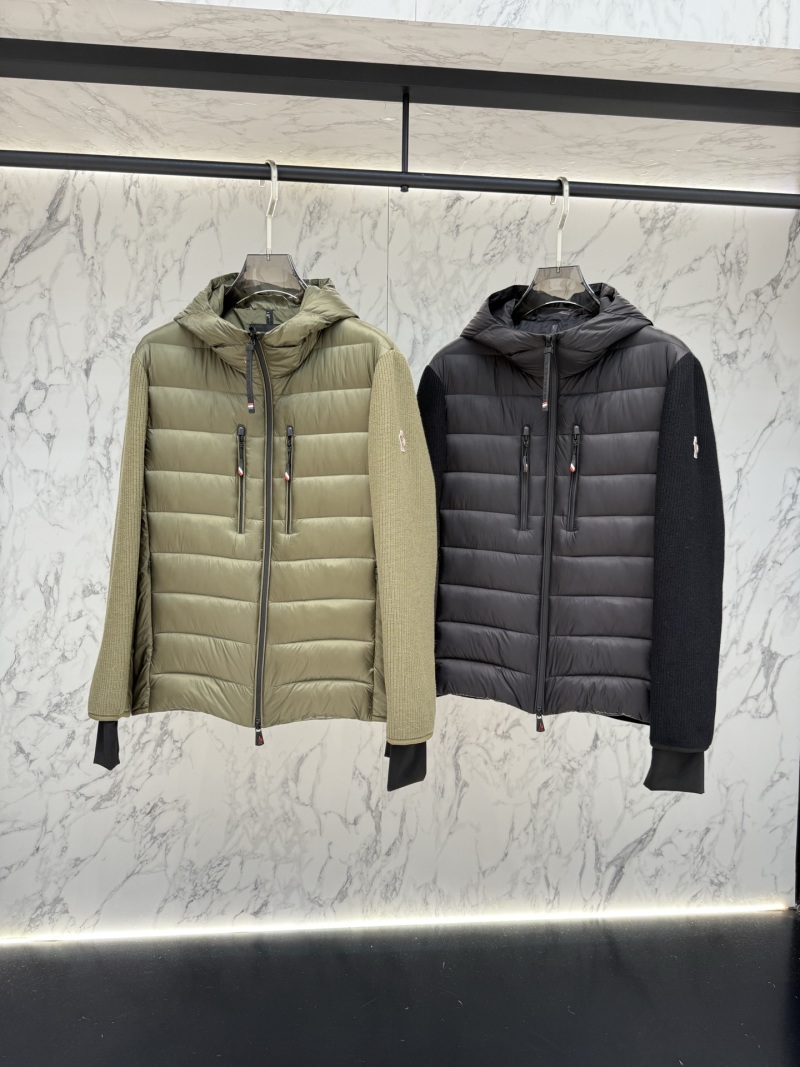 Пуховик Moncler