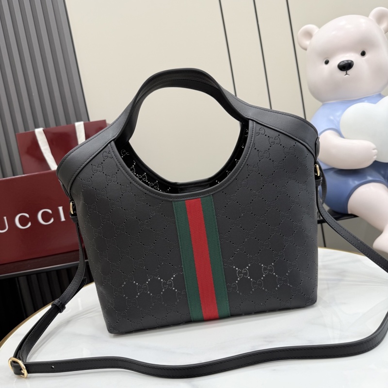 Сумка Gucci с вырубным узором