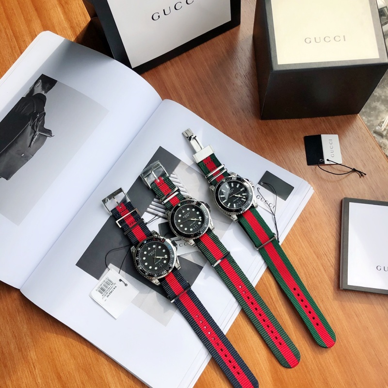 Часы Gucci