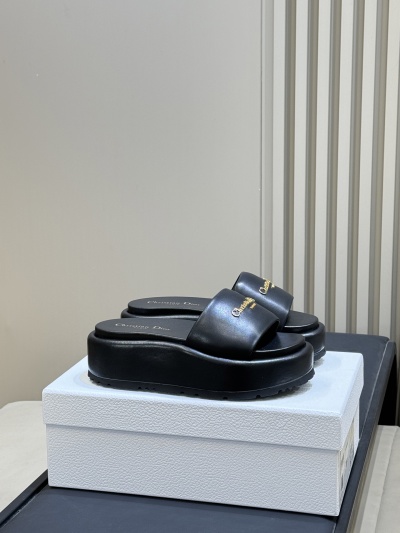 Черные платформенные шлепанцы Christian Dior