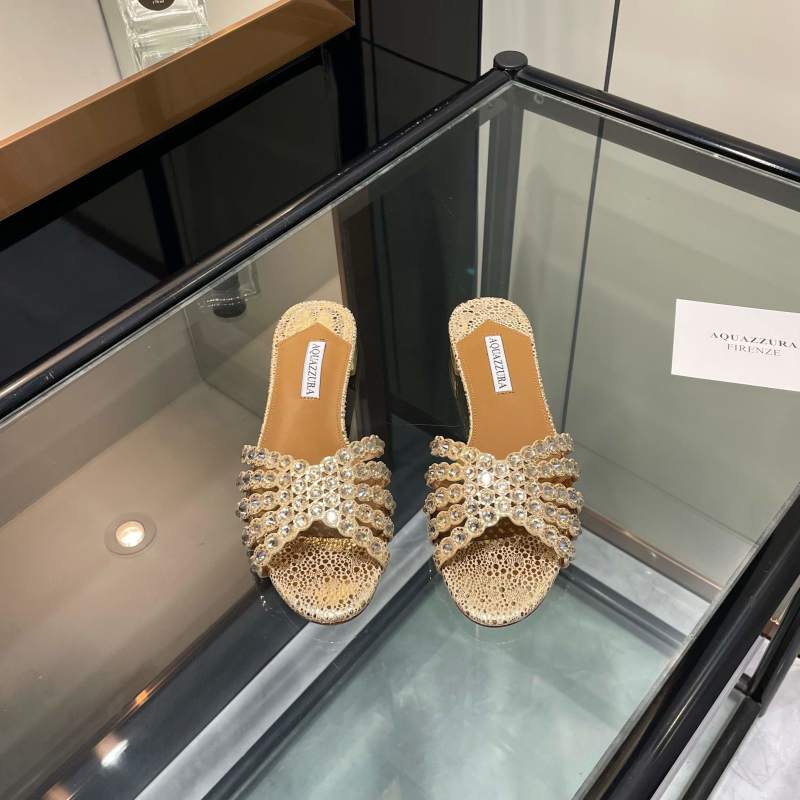 Босоножки женские AQUAZZURA со стразами
