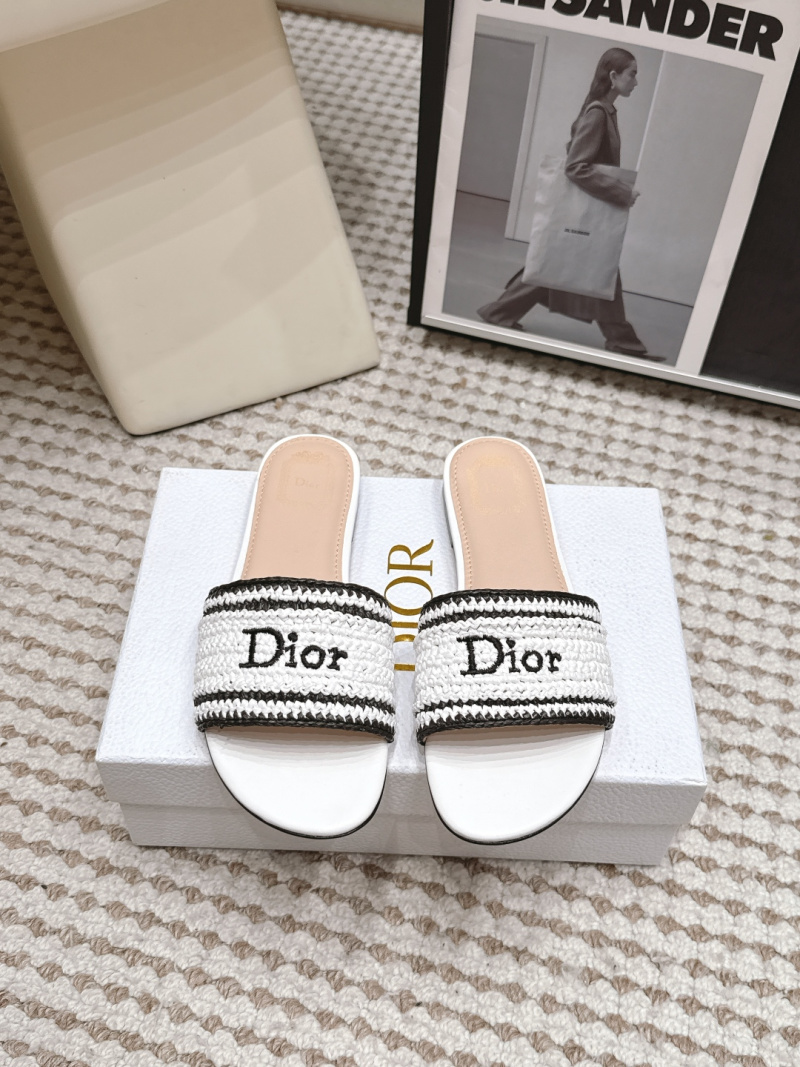 Босоножки женские Dior из рафии