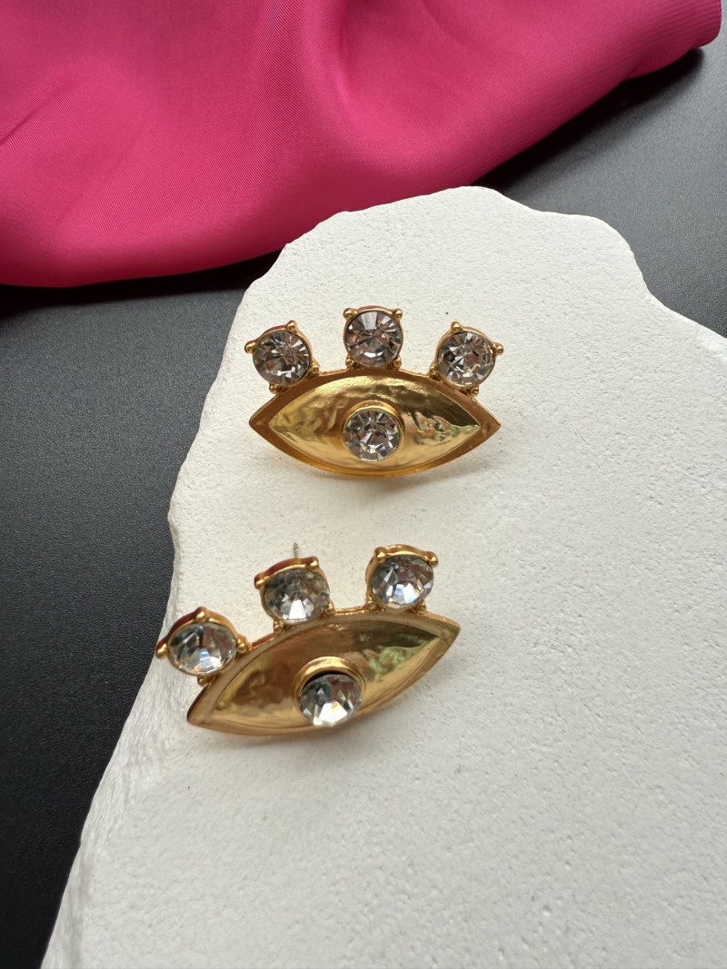 Серьги в форме глаза Schiaparelli