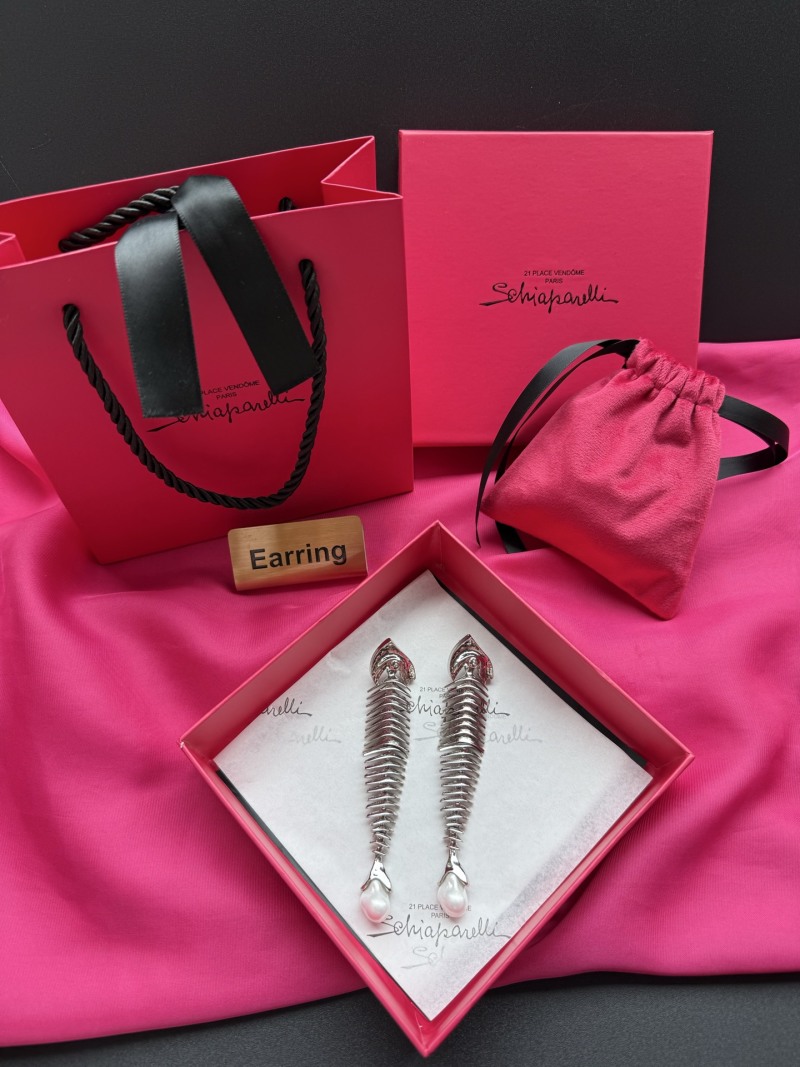 Серьги Schiaparelli