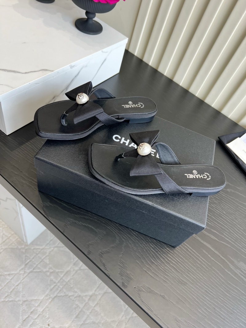 Шлёпанцы Chanel