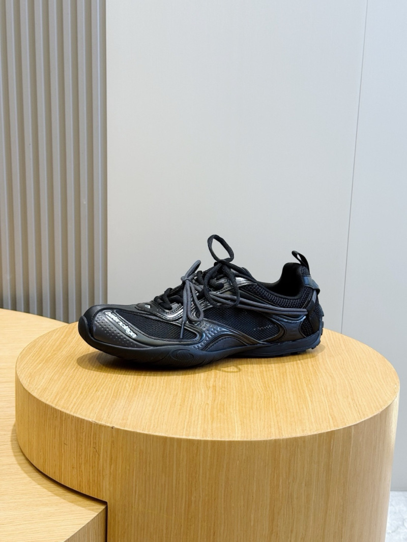 Кроссовки Balenciaga Circuit черные