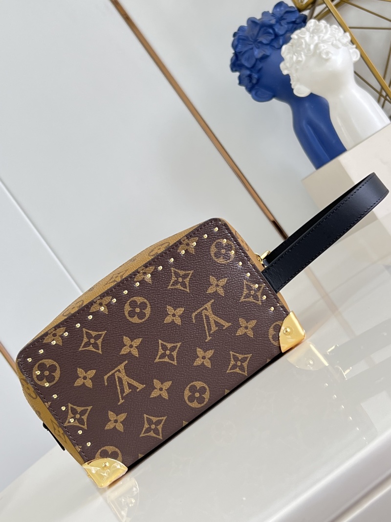 Косметичка-органайзер с принтом Monogram, модель Locker Dopp Kit Louis Vuitton