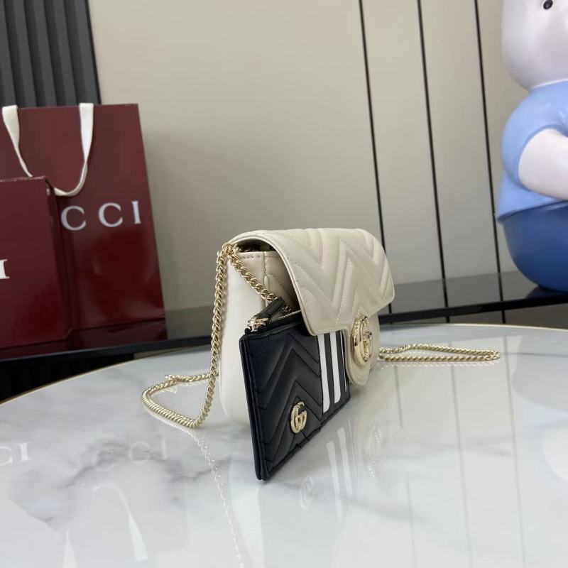 Кожаный клатч Gucci с цепочкой и картхолдером