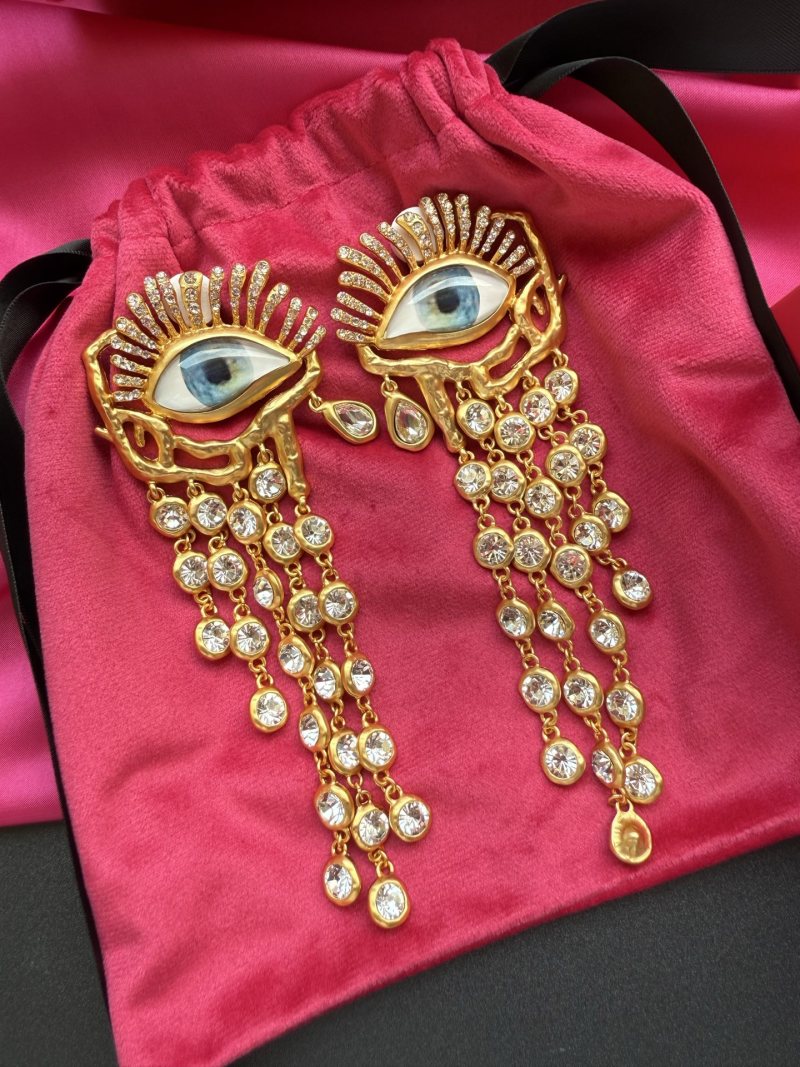 Серьги с глазом и кристаллами Schiaparelli