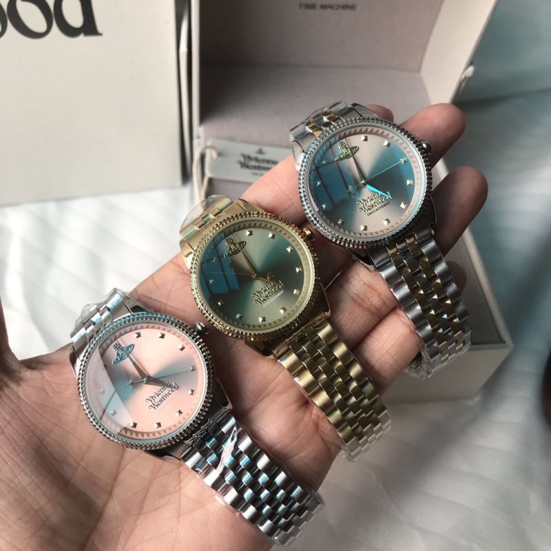 Часы Vivienne Westwood