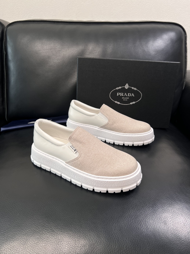 Мужские слипоны Prada