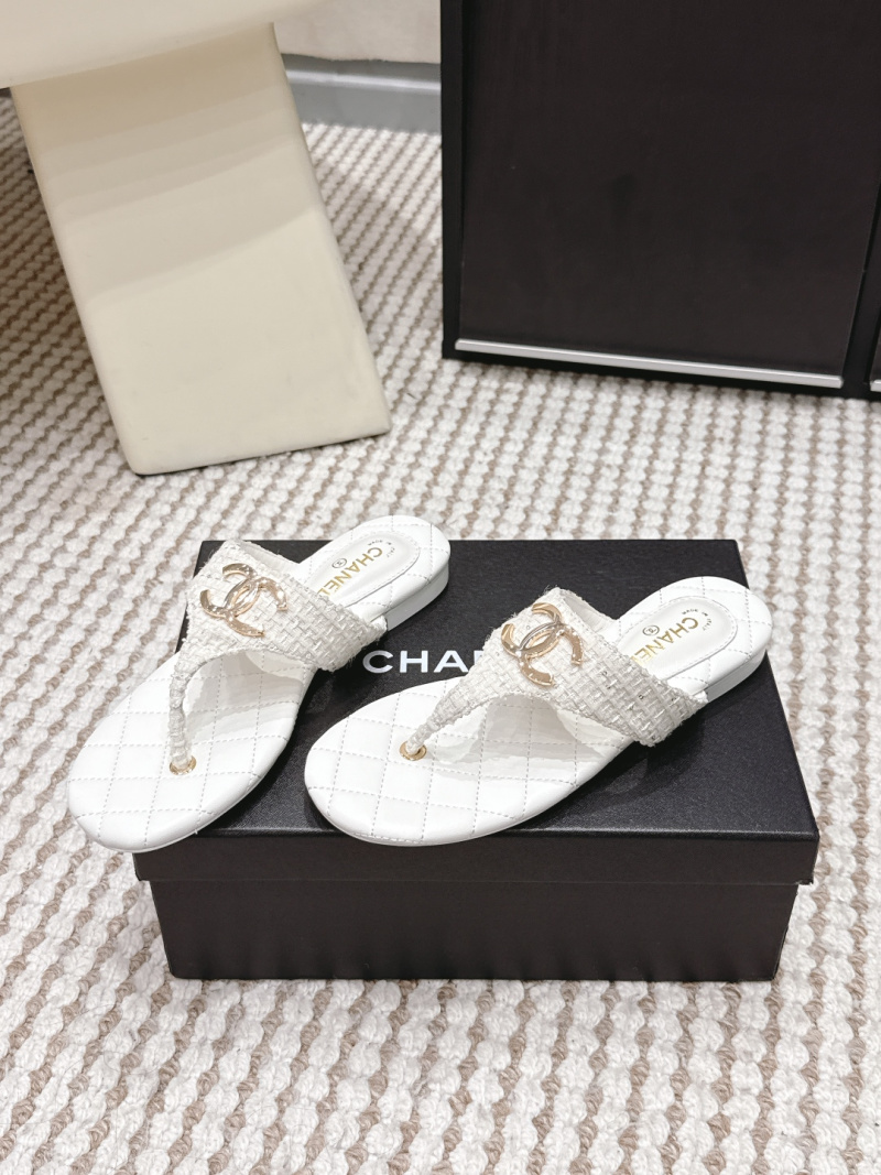 Женские белые шлёпанцы с кэнем Chanel