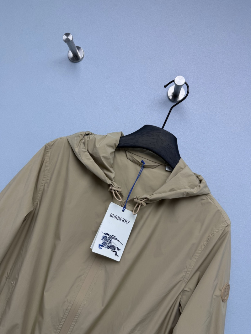 Куртка Burberry с логотипом