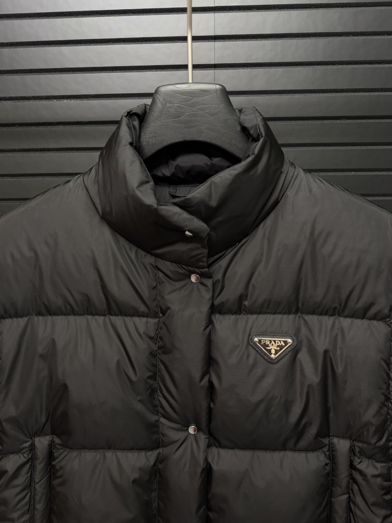 Пуховик Prada