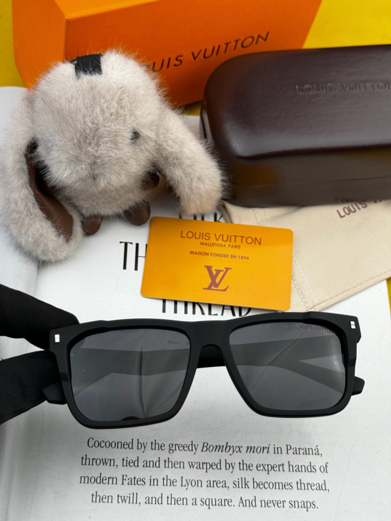 Очки Louis Vuitton