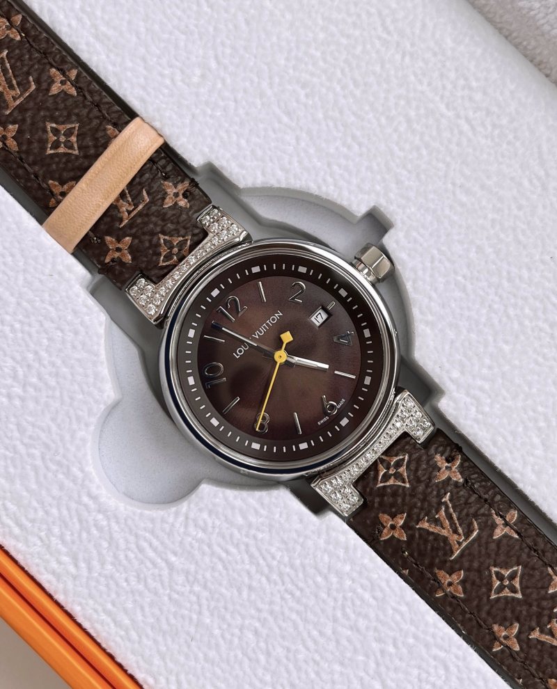 Часы Louis Vuitton