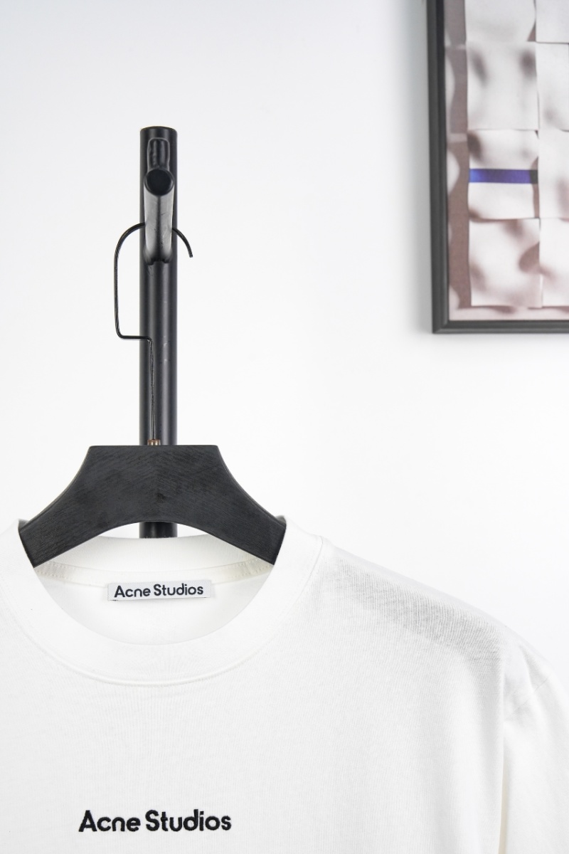 Футболка Acne Studios с логотипом
