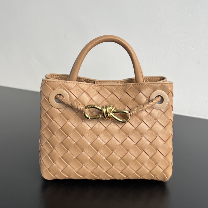 Мини-сумка Bottega Veneta Andiamo