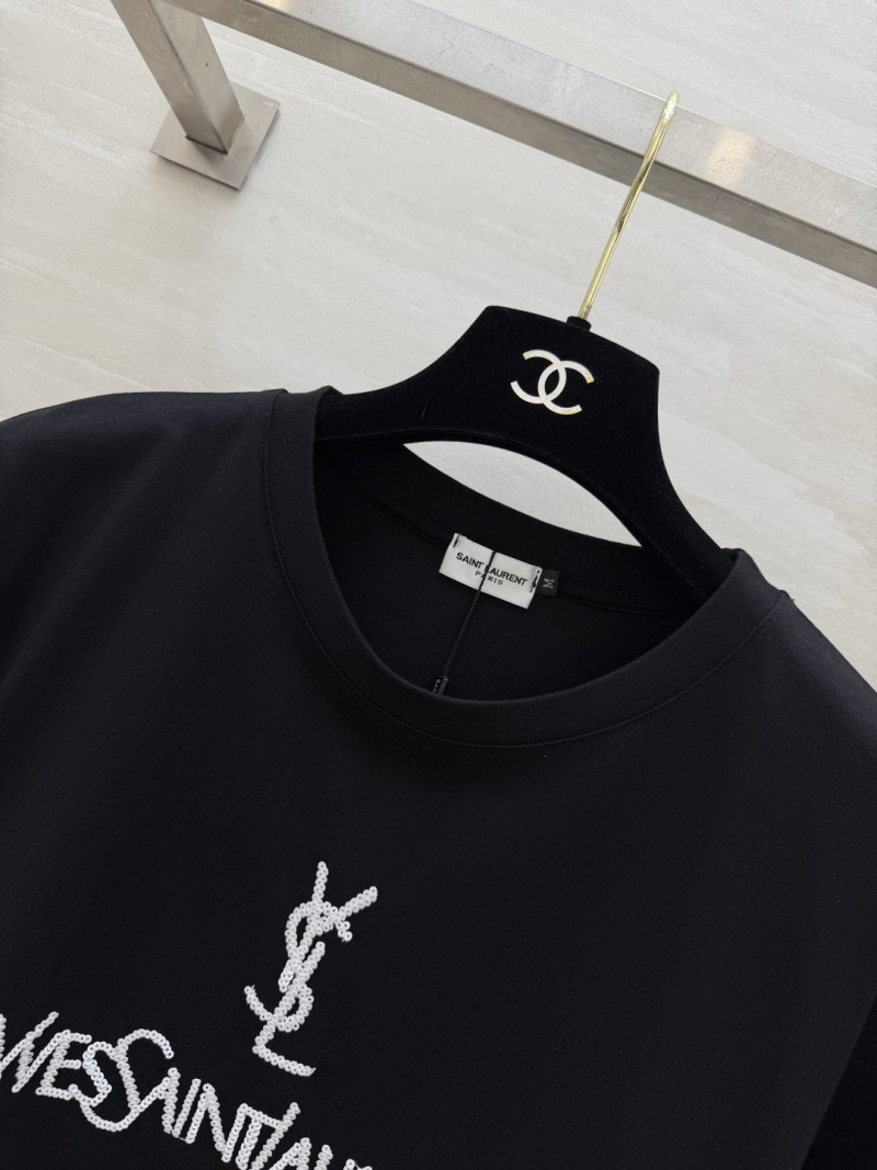 Женская футболка черная с белой вышивкой Saint Laurent