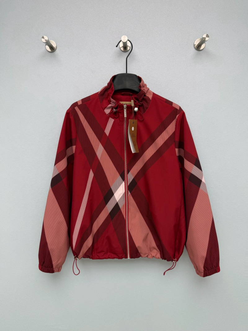 Куртка Burberry с геометрическим принтом