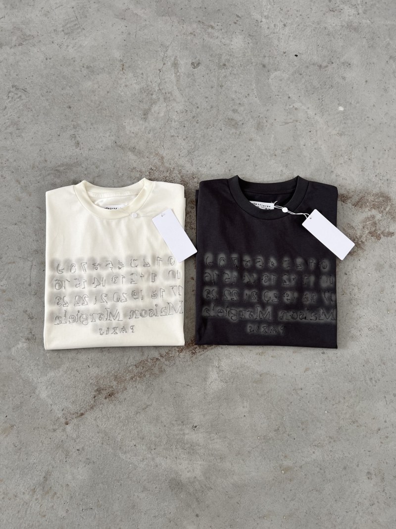 Футболка Maison Margiela с цифровым принтом