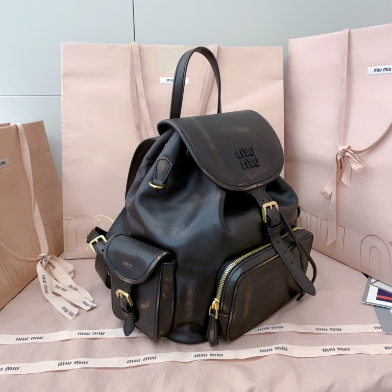 Кожаный рюкзак Miu Miu, черный