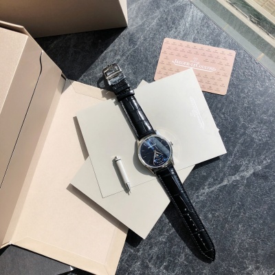 Часы Jaeger-LeCoultre